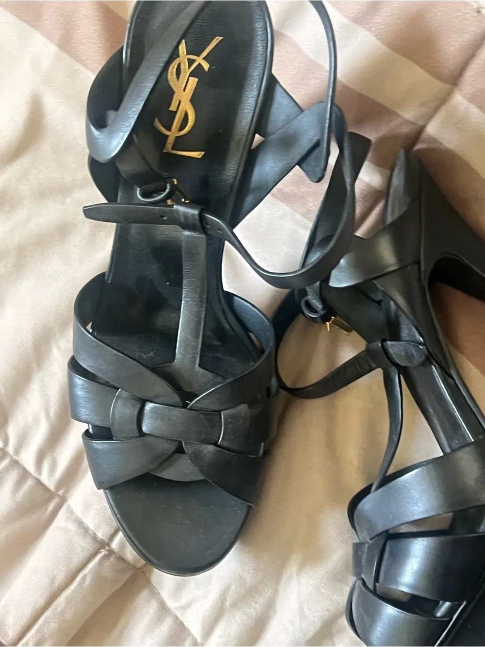 Saint Laurent Black Leather Knotted Platform Heels - Picture 5 of 9